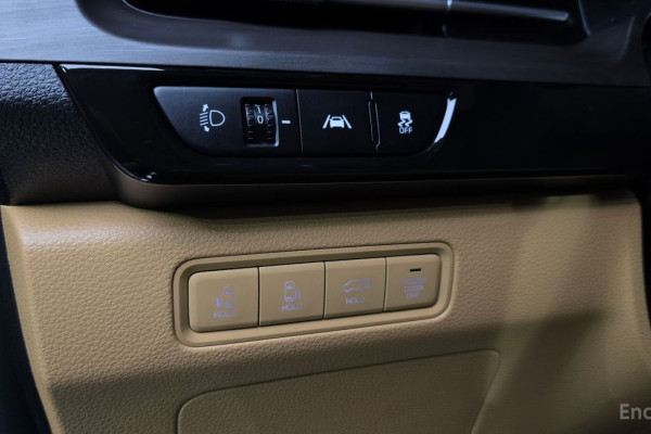 2022 Kia Carnival с пробегом 56 141 км