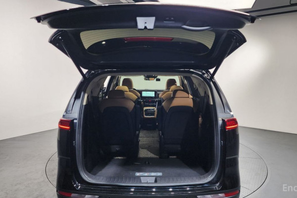 2022 Kia Carnival с пробегом 53 170 км