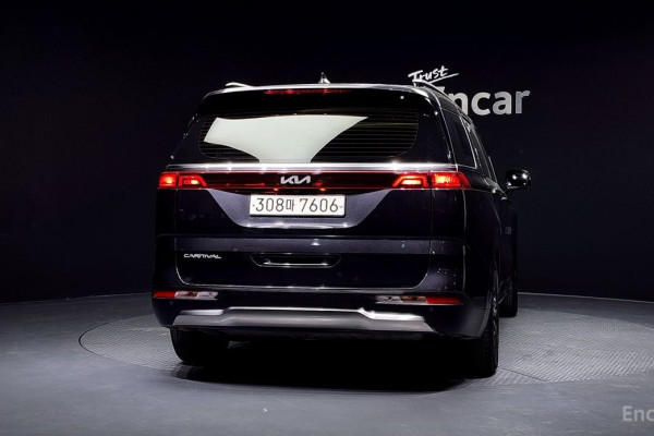 2021 Kia Carnival с пробегом 113 352 км