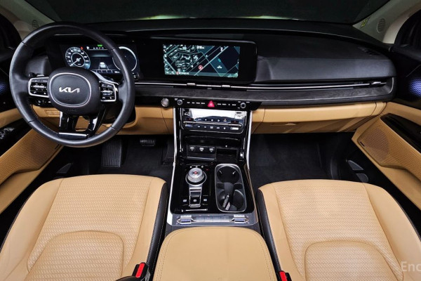 2023 Kia Carnival с пробегом 61 625 км