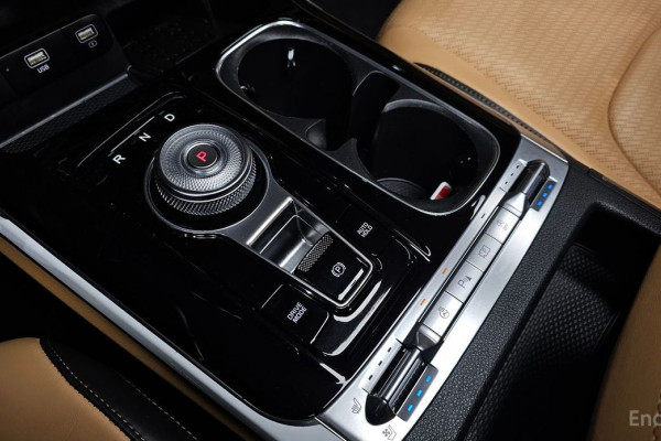 2023 Kia Carnival с пробегом 61 625 км