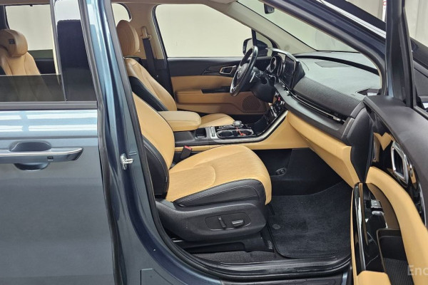 2022 Kia Carnival с пробегом 61 147 км