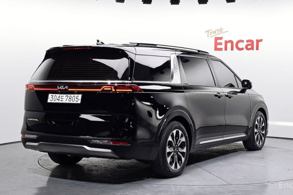 2022 Kia Carnival с пробегом 25 060 км