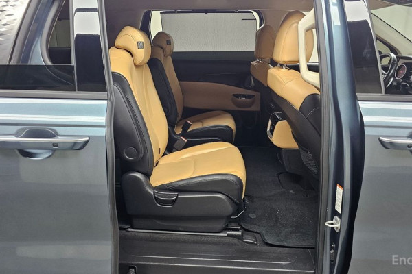 2022 Kia Carnival с пробегом 61 147 км