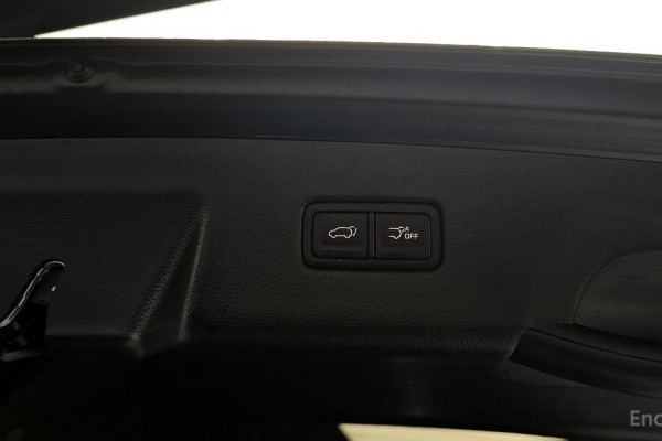 2022 Kia Carnival с пробегом 33 321 км