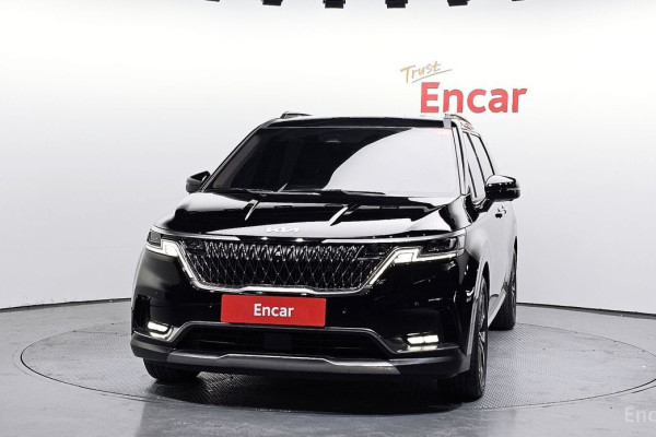 2022 Kia Carnival с пробегом 25 060 км