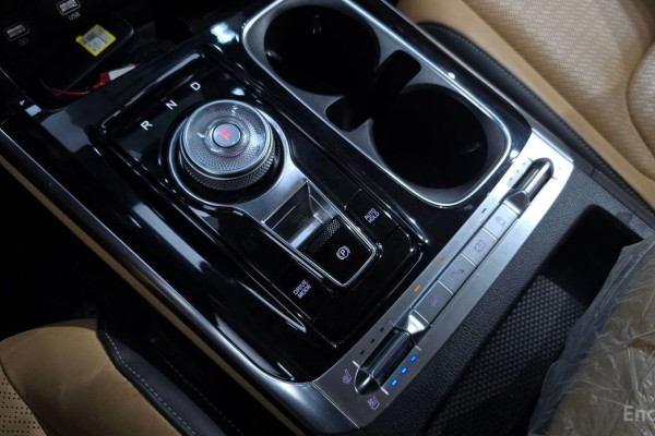 2023 Kia Carnival с пробегом 79 964 км