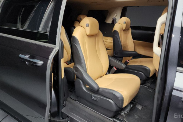 2021 Kia Carnival с пробегом 113 352 км