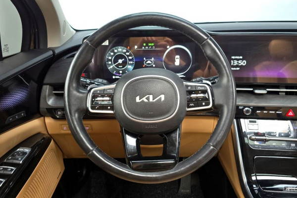 2023 Kia Carnival с пробегом 79 964 км