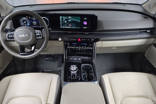 2022 Kia Carnival с пробегом 50 480 км