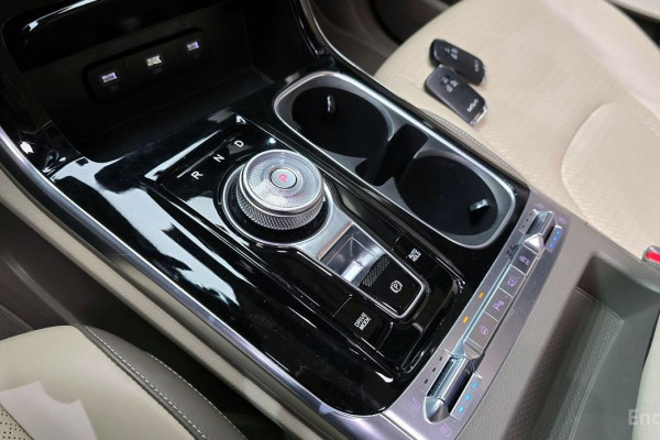 2022 Kia Carnival с пробегом 32 979 км