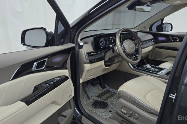 2022 Kia Carnival с пробегом 50 480 км