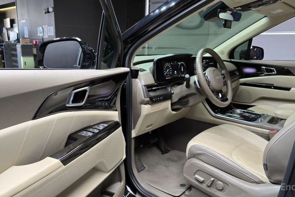 2022 Kia Carnival с пробегом 32 979 км