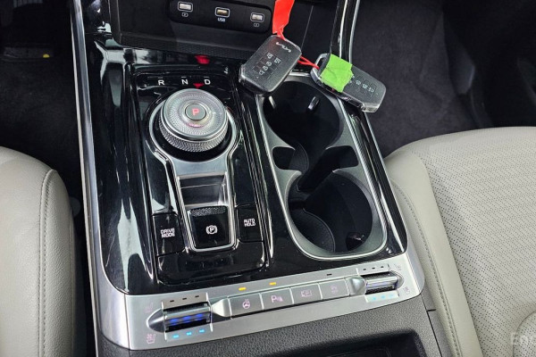 2021 Kia Carnival с пробегом 38 307 км