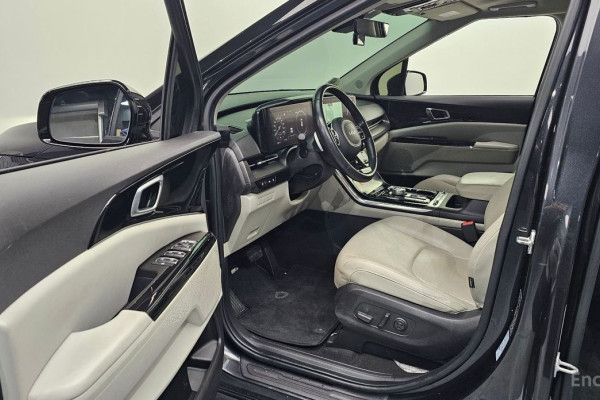 2021 Kia Carnival с пробегом 38 307 км