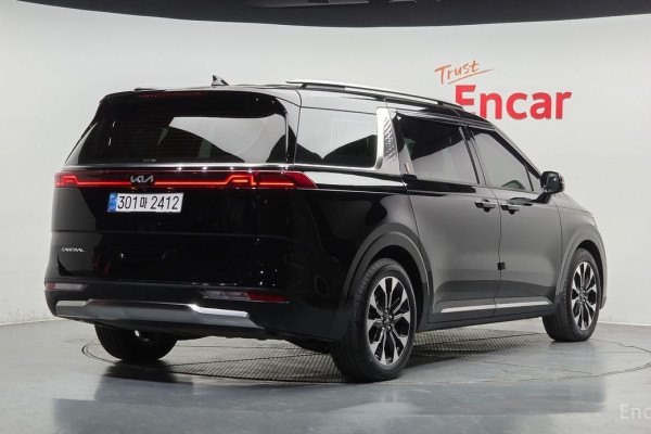 2023 Kia Carnival с пробегом 38 438 км
