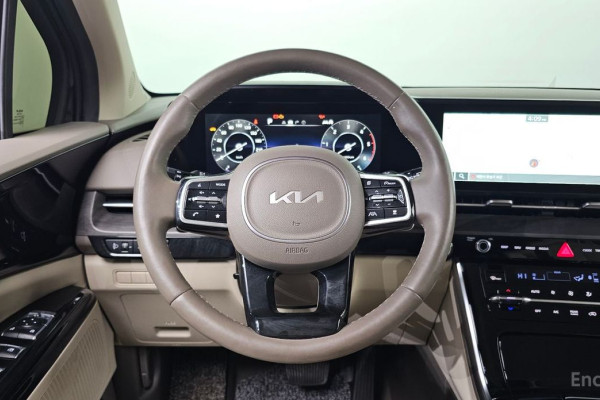 2022 Kia Carnival с пробегом 25 060 км