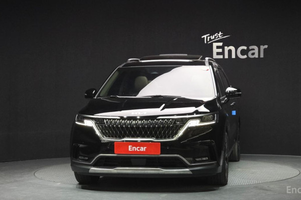 2023 Kia Carnival с пробегом 40 292 км