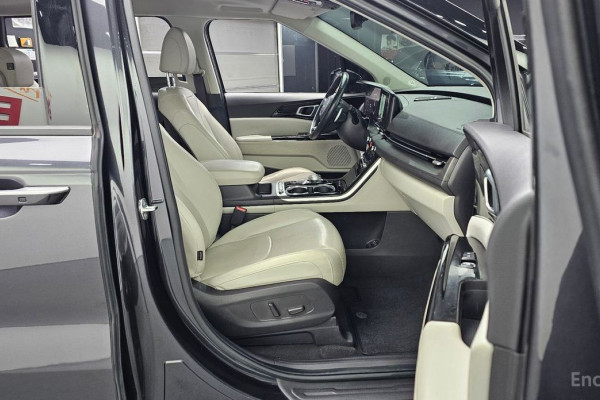 2021 Kia Carnival с пробегом 38 307 км