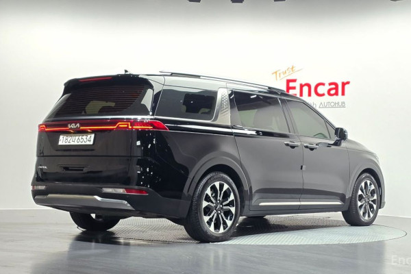 2022 Kia Carnival с пробегом 79 680 км