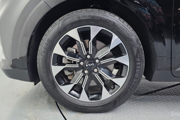 2021 Kia Carnival с пробегом 28 040 км