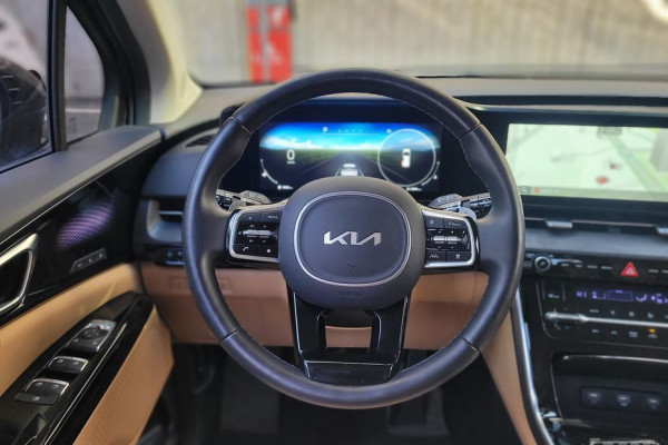 2023 Kia Carnival с пробегом 61 294 км