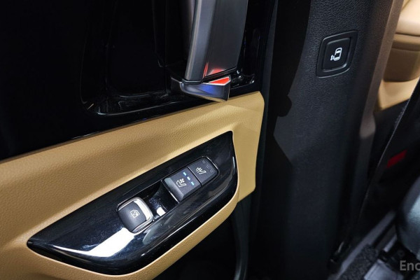 2022 Kia Carnival с пробегом 74 935 км