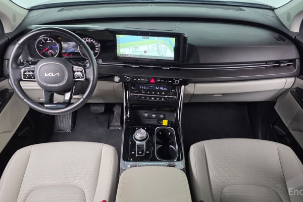 2021 Kia Carnival с пробегом 28 040 км