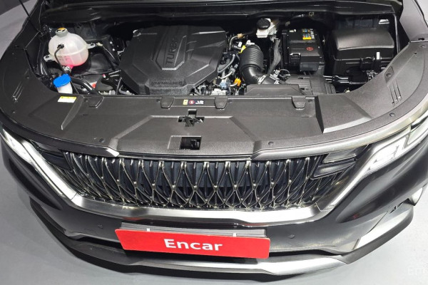 2023 Kia Carnival с пробегом 40 292 км