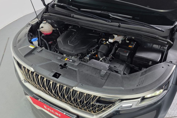 2023 Kia Carnival с пробегом 38 438 км