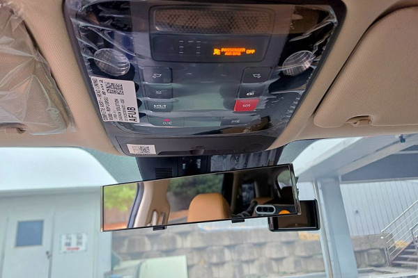 2023 Kia Carnival с пробегом 24 355 км