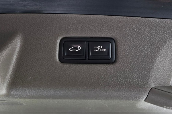 2022 Kia Carnival с пробегом 25 060 км