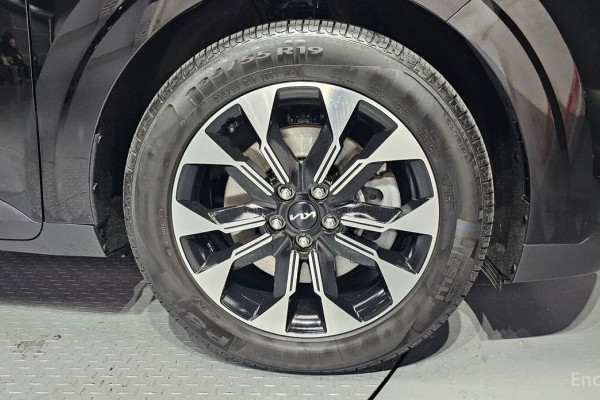 2022 Kia Carnival с пробегом 69 263 км