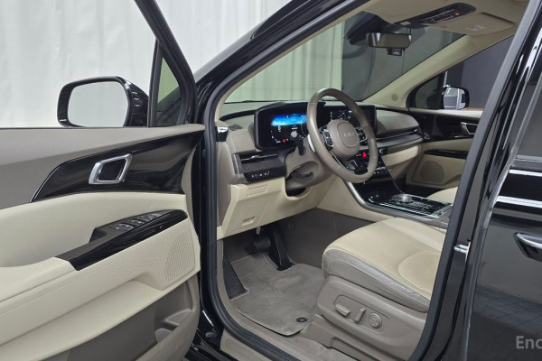 2022 Kia Carnival с пробегом 79 680 км