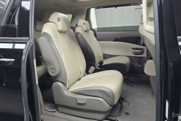 2022 Kia Carnival с пробегом 79 680 км