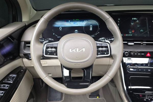 2023 Kia Carnival с пробегом 40 292 км