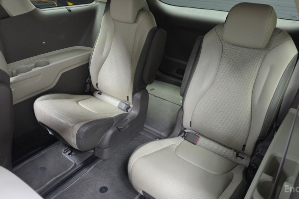 2022 Kia Carnival с пробегом 79 680 км