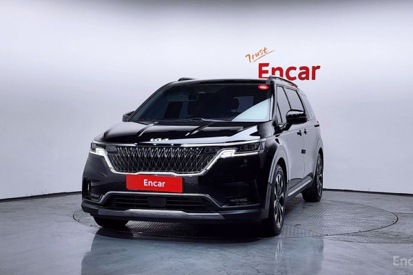 2023 Kia Carnival с пробегом 73 792 км
