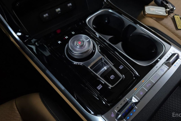 2023 Kia Carnival с пробегом 74 883 км