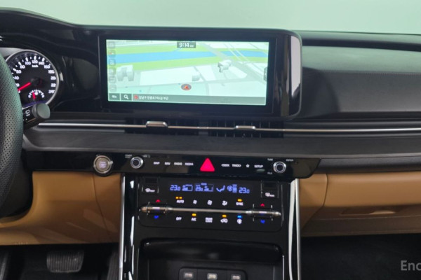 2023 Kia Carnival с пробегом 38 438 км