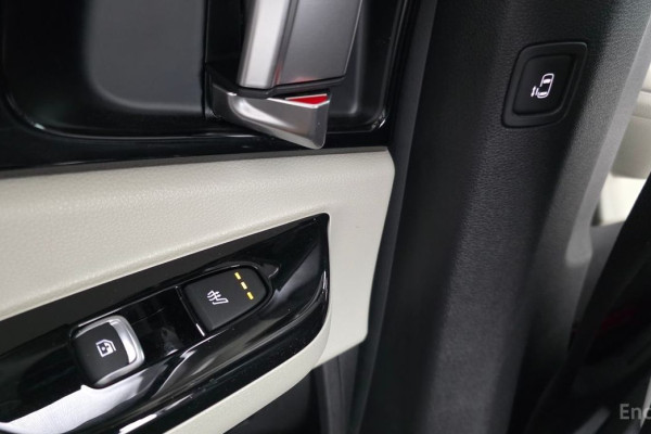 2021 Kia Carnival с пробегом 28 040 км