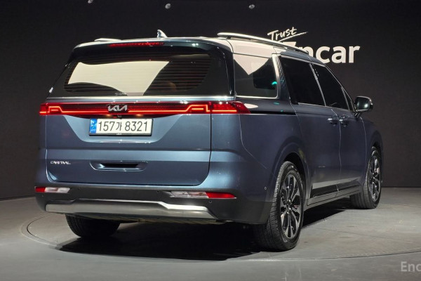 2022 Kia Carnival с пробегом 38 209 км