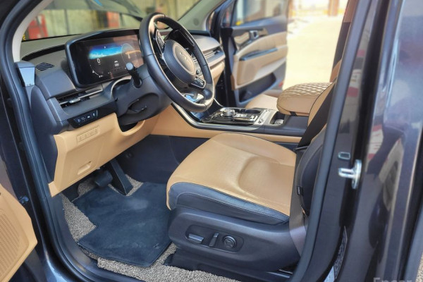 2023 Kia Carnival с пробегом 61 294 км