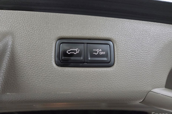 2022 Kia Carnival с пробегом 83 837 км