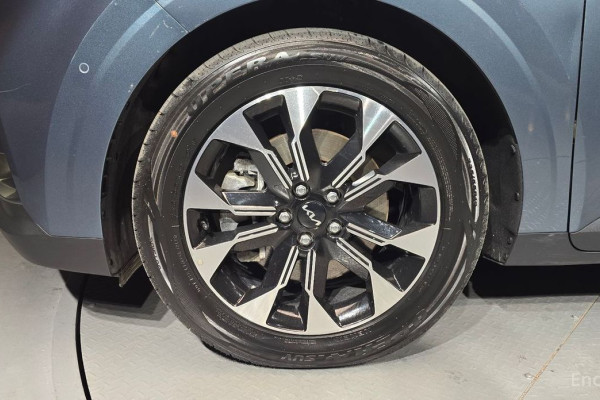 2022 Kia Carnival с пробегом 38 209 км