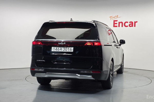 2022 Kia Carnival с пробегом 64 811 км