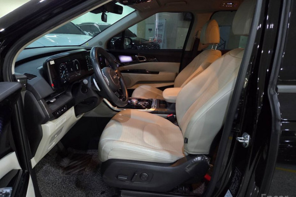 2023 Kia Carnival с пробегом 84 120 км