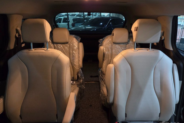 2023 Kia Carnival с пробегом 84 120 км