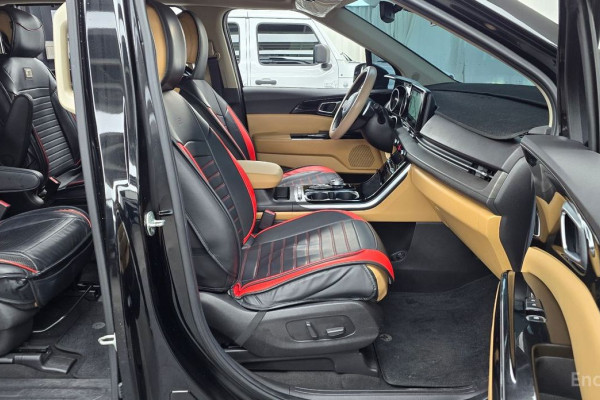 2023 Kia Carnival с пробегом 69 558 км