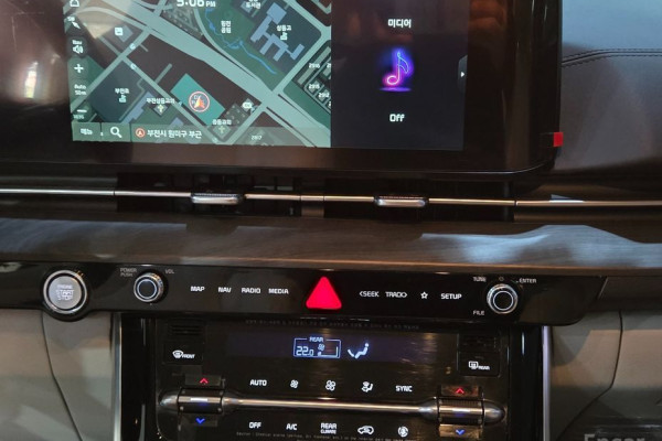 2023 Kia Carnival с пробегом 84 120 км